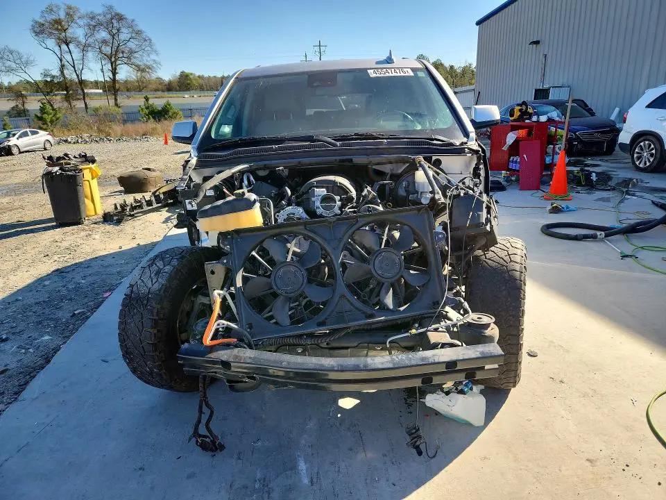 2019 CHEVROLET SUBURBAN C1500 LT  