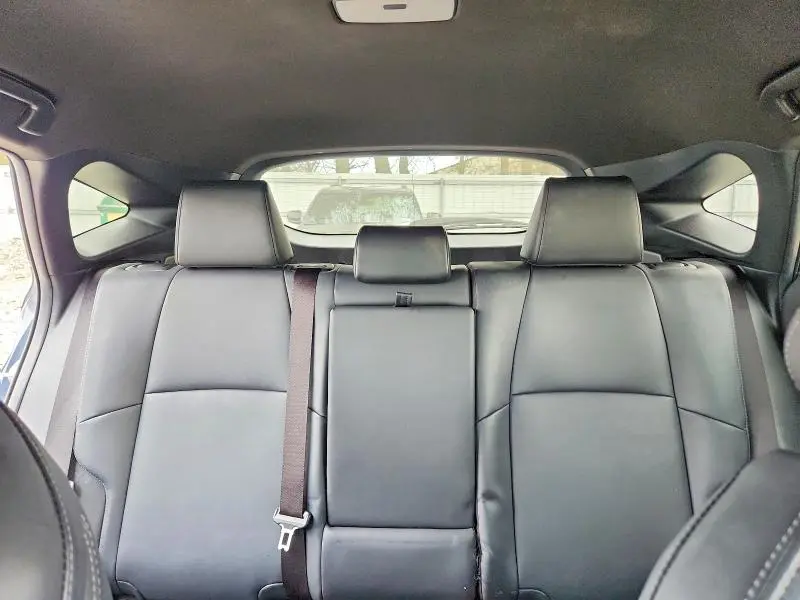 2022 TOYOTA VENZA XLE  