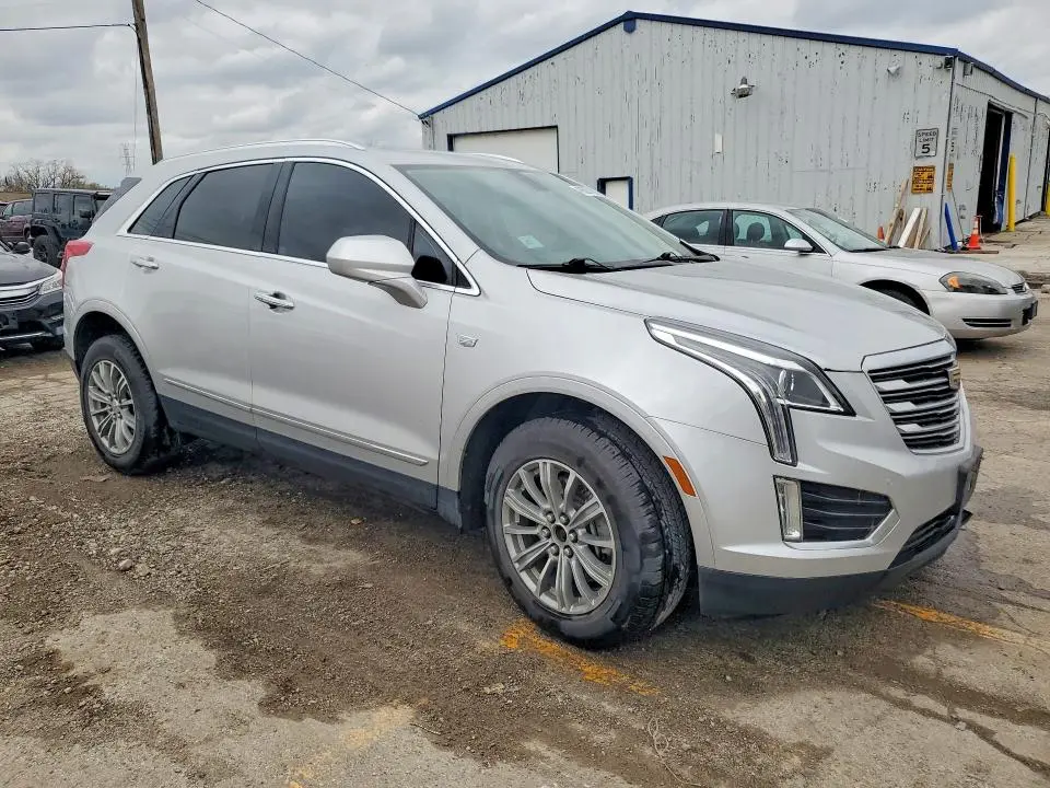 2018 CADILLAC XT5 LUXURY  
