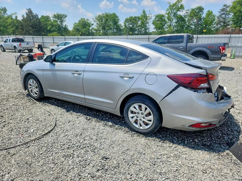 2020 HYUNDAI ELANTRA SE  