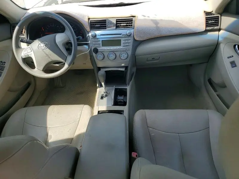 2011 TOYOTA CAMRY LE  