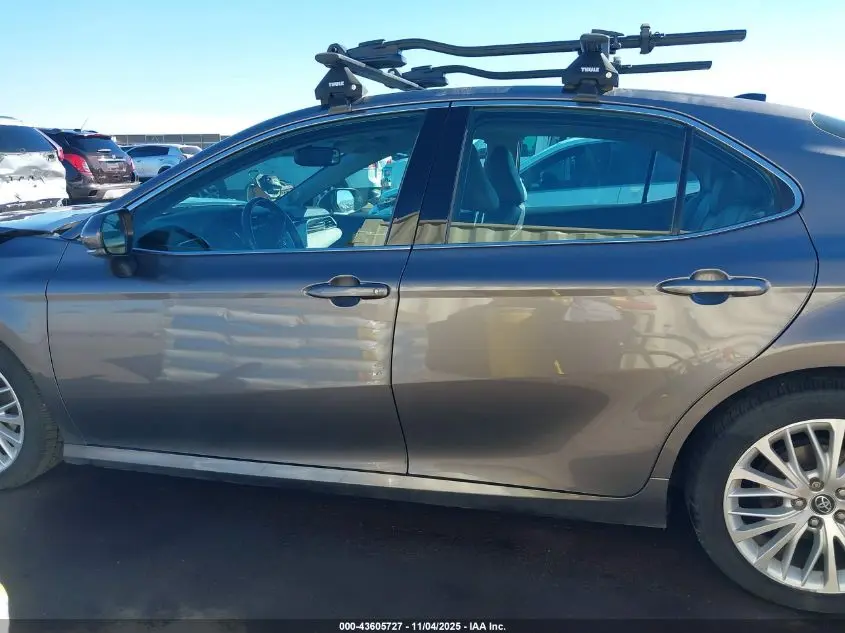 2018 TOYOTA CAMRY XLE V6