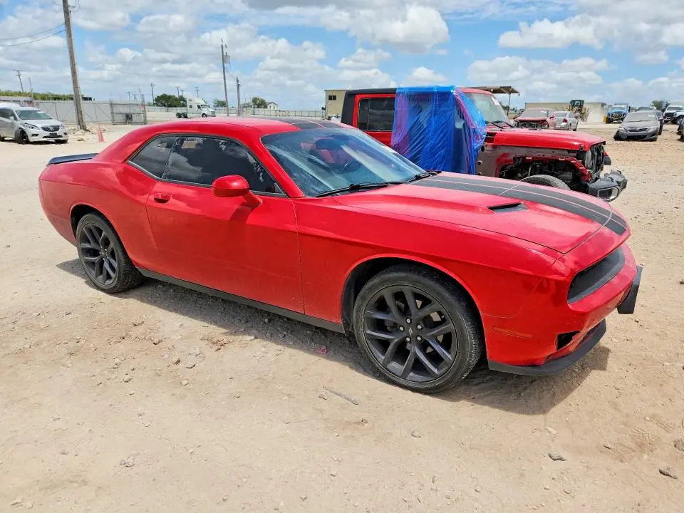 2021 DODGE CHALLENGER SXT  