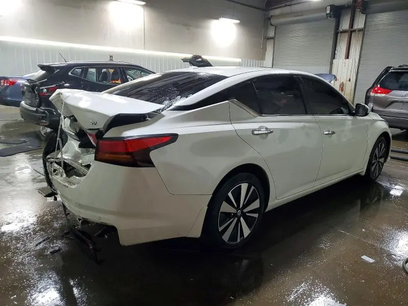 2021 NISSAN ALTIMA 2.5 SV  