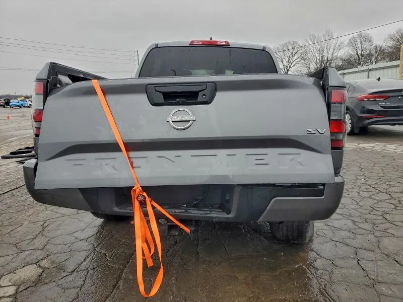 2022 NISSAN FRONTIER S  