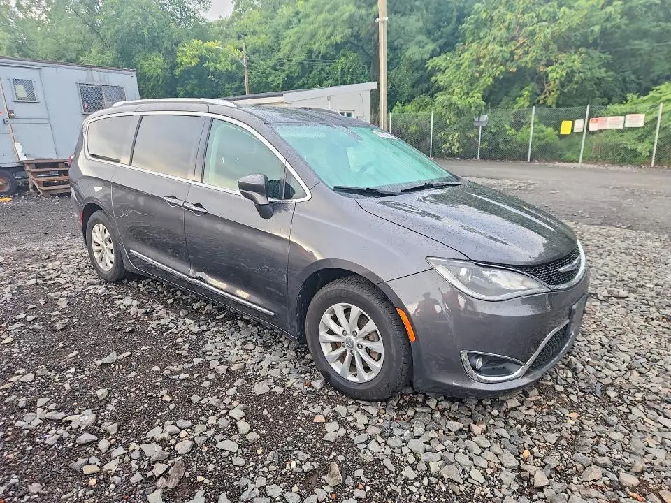 2019 CHRYSLER PACIFICA TOURING L  