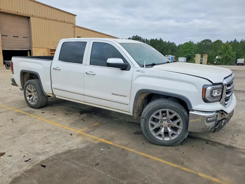 2018 GMC SIERRA K1500 SLT  