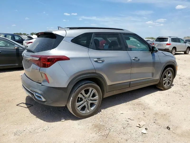 2021 KIA SELTOS S  