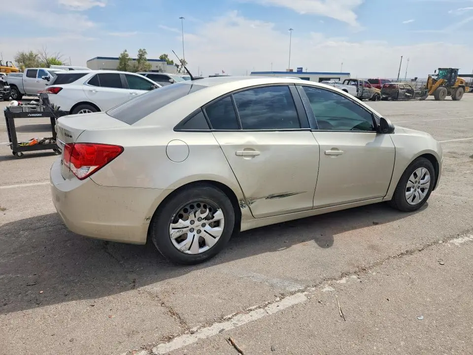 2014 CHEVROLET CRUZE LS  