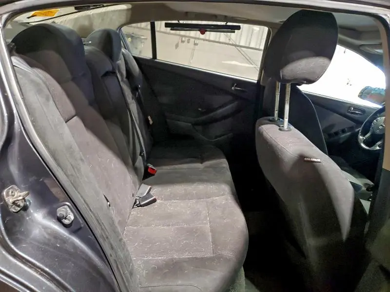 2010 NISSAN ALTIMA BASE  