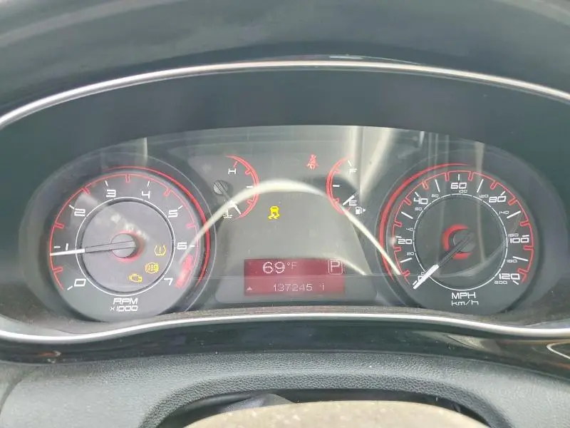2013 DODGE DART SE  