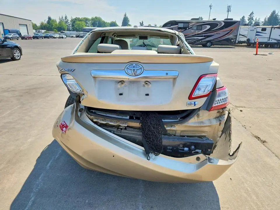 2010 TOYOTA CAMRY HYBRID  