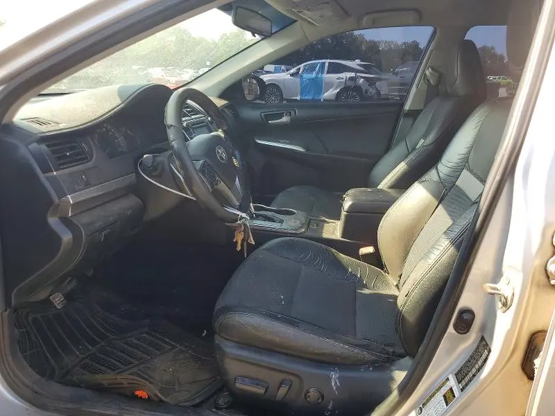 2014 TOYOTA CAMRY SE  
