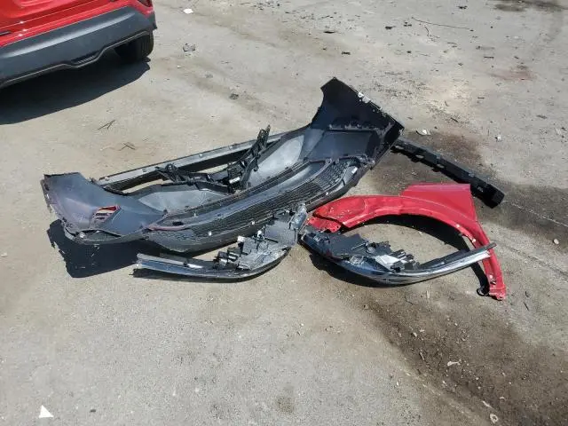 2022 TOYOTA C-HR XLE  