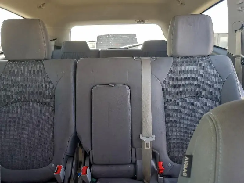 2017 CHEVROLET TRAVERSE LS  