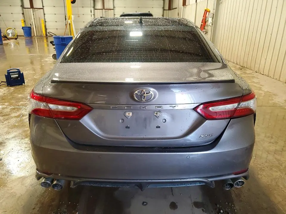 2018 TOYOTA CAMRY XSE  