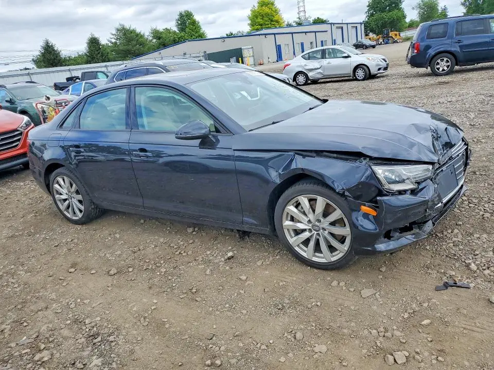 2017 AUDI A4   