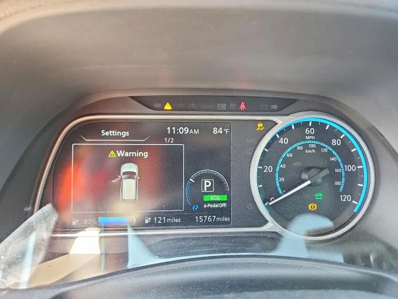 2024 NISSAN LEAF S  