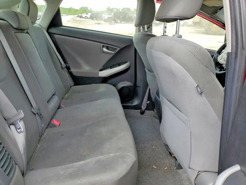2013 TOYOTA PRIUS TWO  