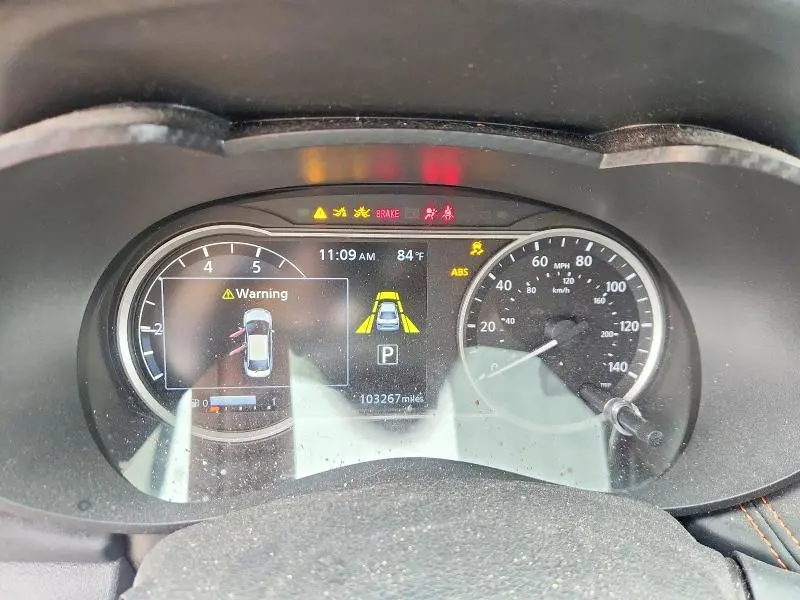 2020 NISSAN VERSA SR  