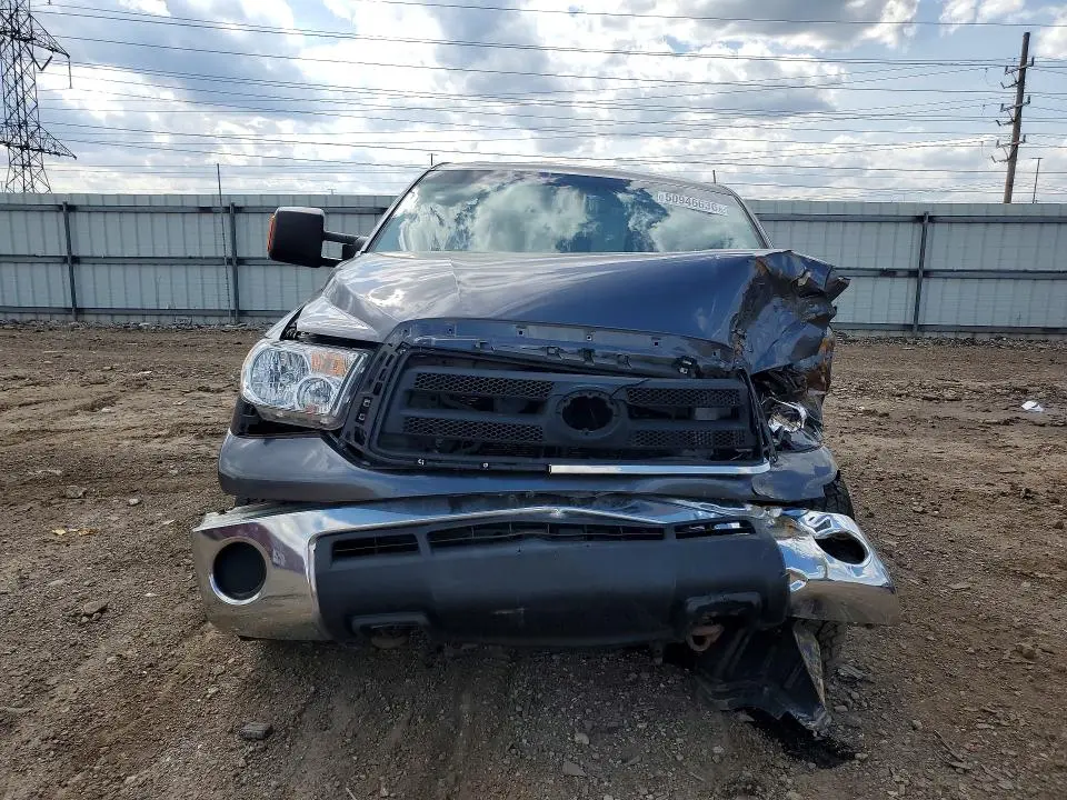 2011 TOYOTA TUNDRA DOUBLE CAB SR5  