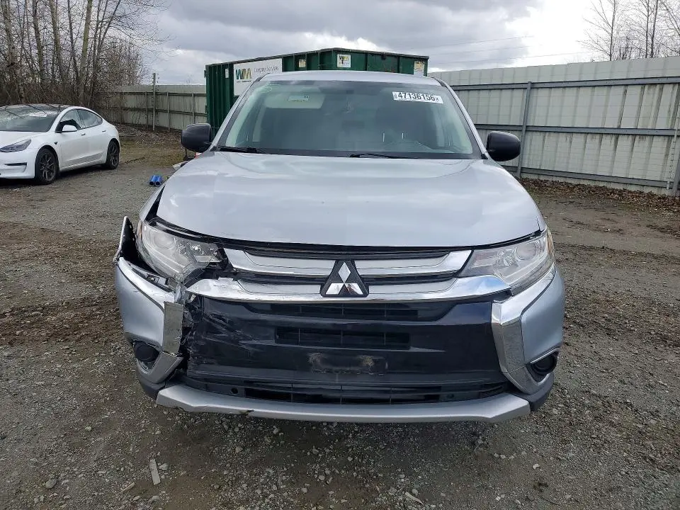 2016 MITSUBISHI OUTLANDER ES  