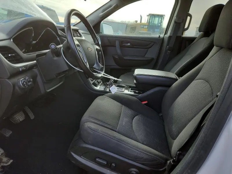 2017 CHEVROLET TRAVERSE LT  