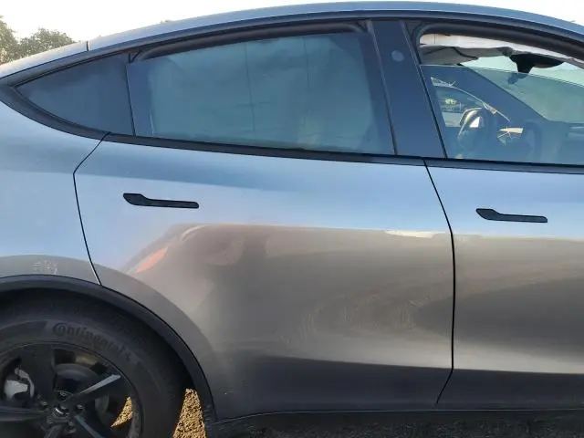 2026 TESLA MODEL Y   