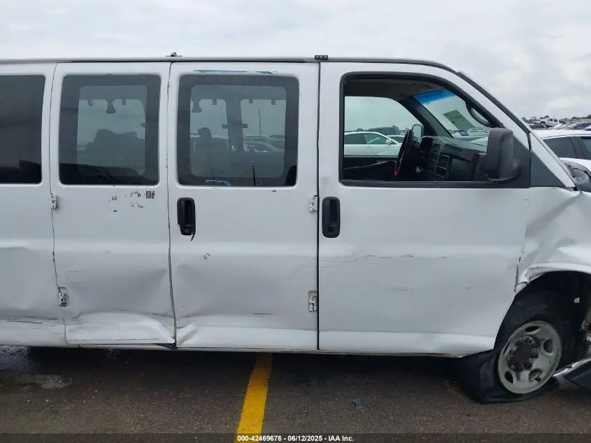 2014 CHEVROLET EXPRESS 3500 LT