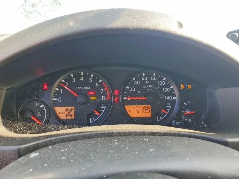 2019 NISSAN FRONTIER SV V6  
