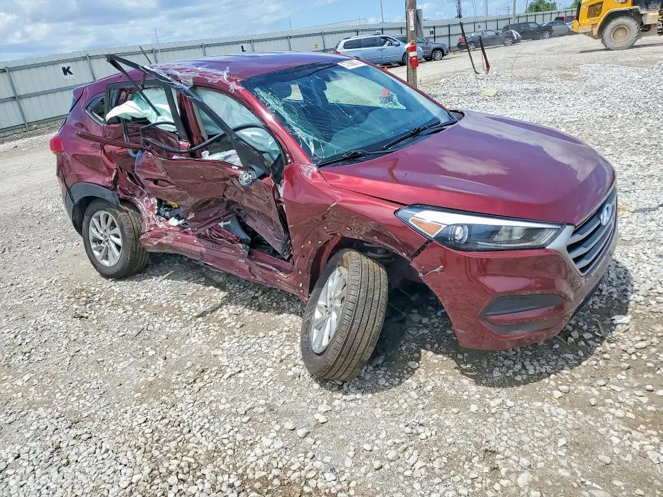 2017 HYUNDAI TUCSON SE  