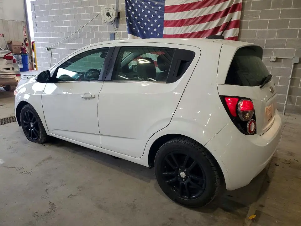 2016 CHEVROLET SONIC LT  