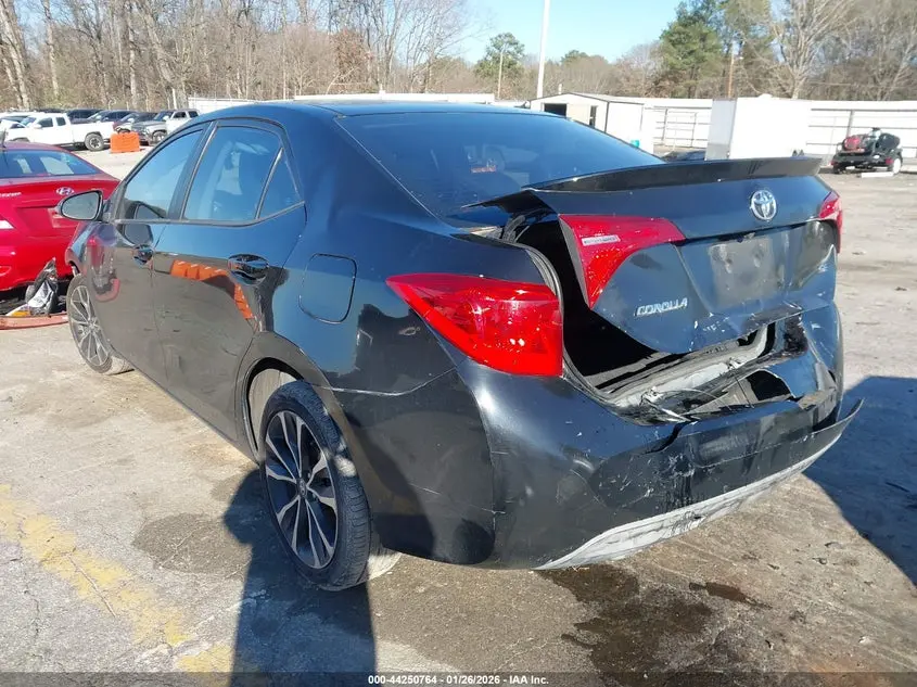 2017 TOYOTA COROLLA SE