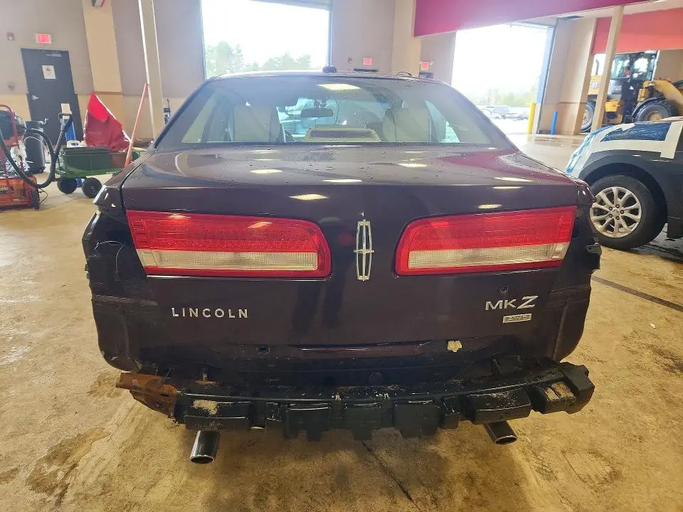 2011 LINCOLN MKZ   
