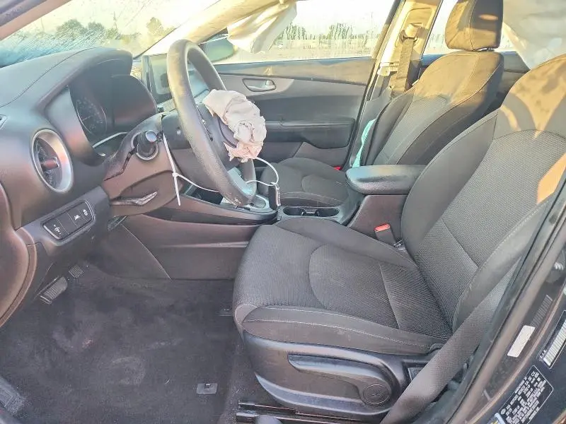 2019 KIA FORTE LXS  