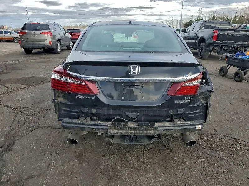 2017 HONDA ACCORD TOURING  