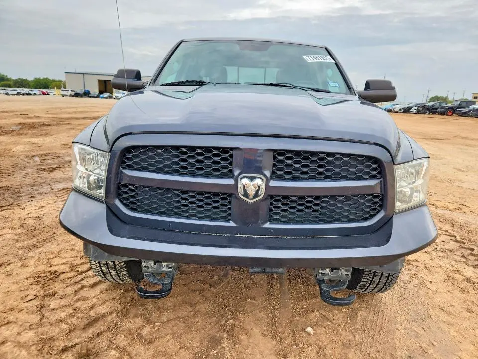 2015 RAM 1500 SLT  