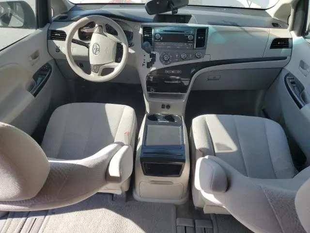 2012 TOYOTA SIENNA LE  