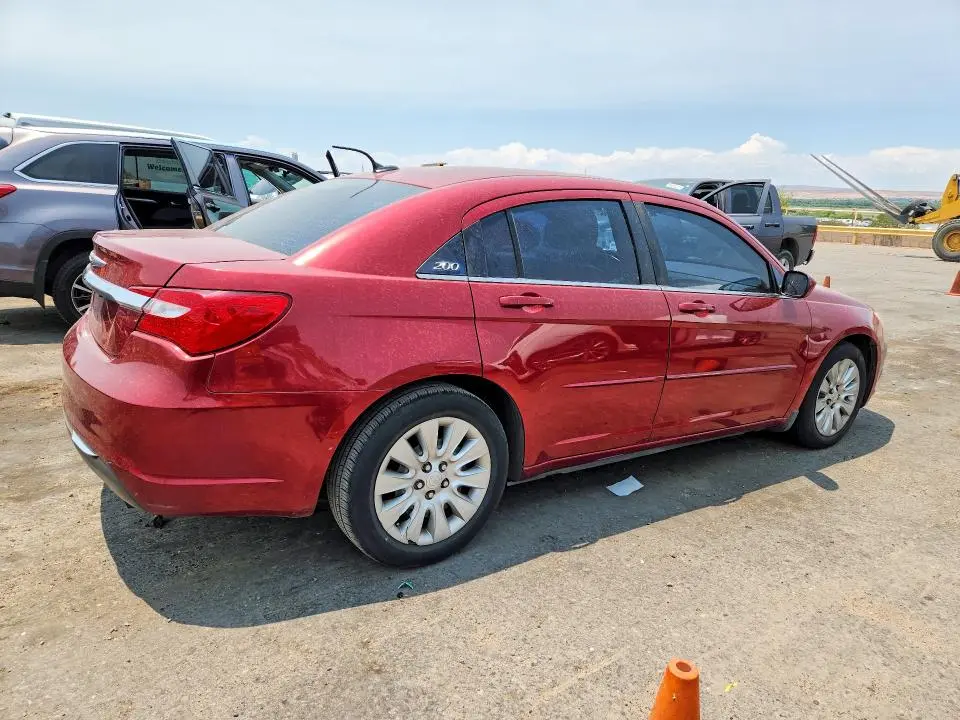 2013 CHRYSLER 200 LX  