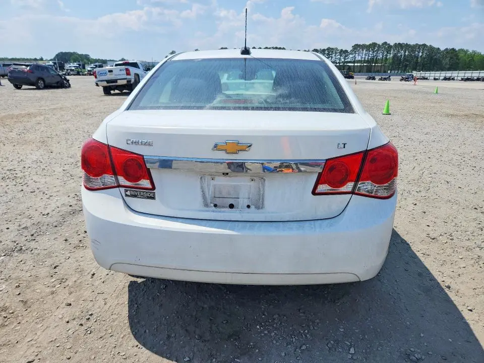 2015 CHEVROLET CRUZE LT  