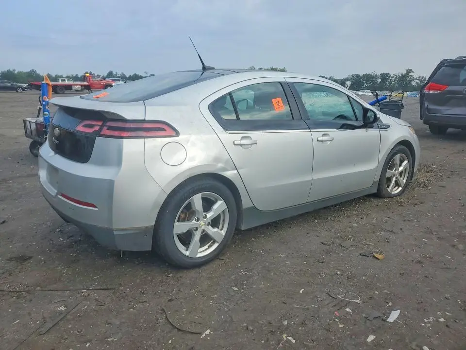 2011 CHEVROLET VOLT   