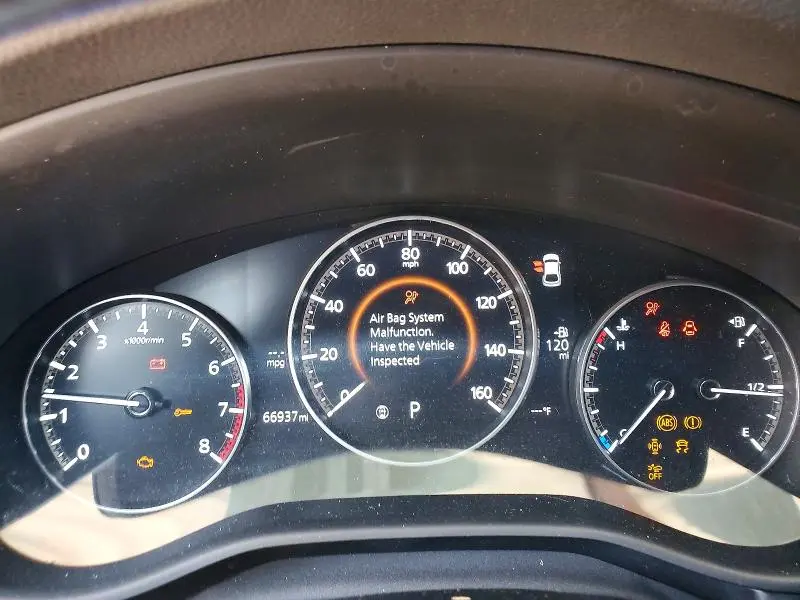 2023 MAZDA 3 PREFERRED  