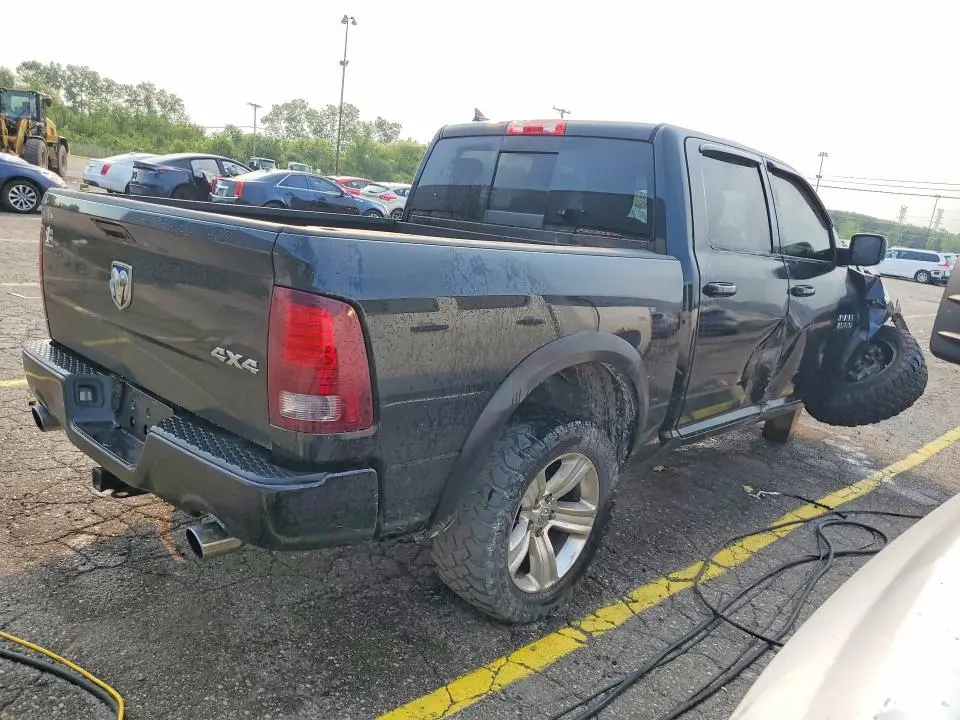 2016 RAM 1500 SPORT  