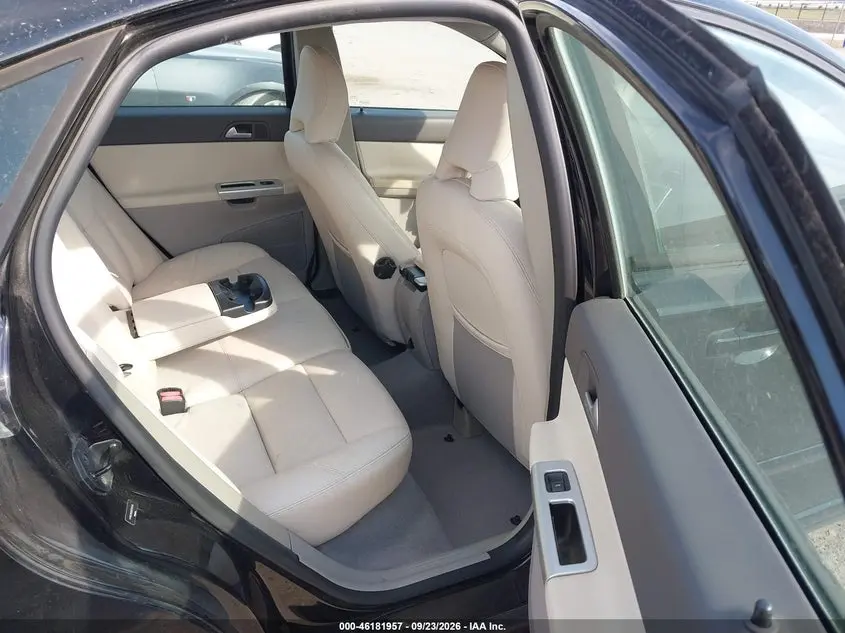 2011 VOLVO S40 T5