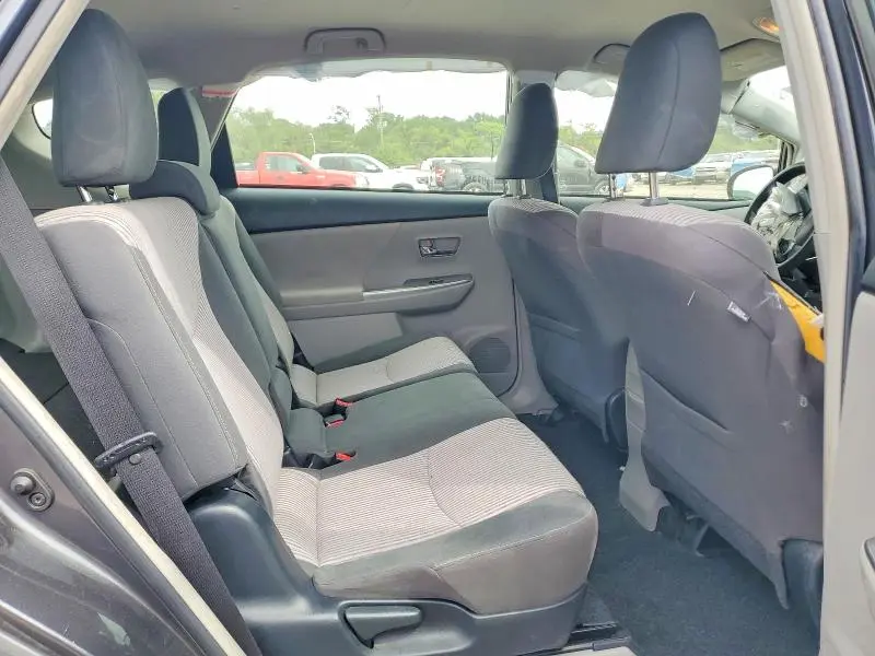 2015 TOYOTA PRIUS V THREE  