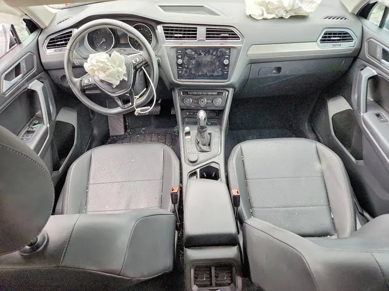 2020 VOLKSWAGEN TIGUAN SE  