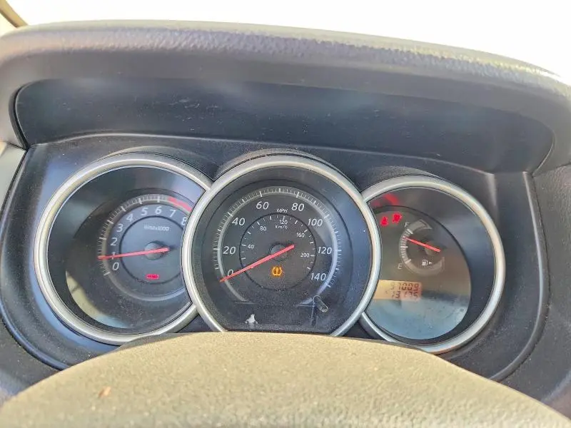2010 NISSAN VERSA 1.8 S  