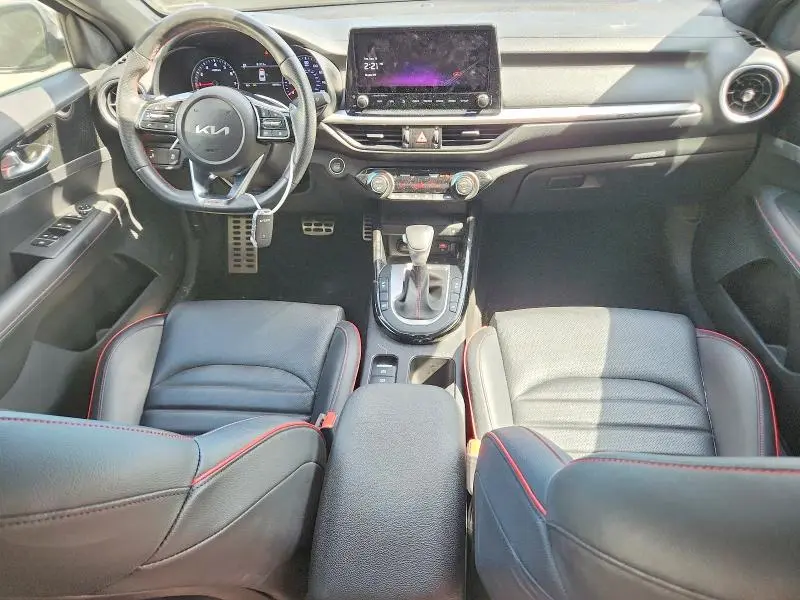 2023 KIA FORTE GT  