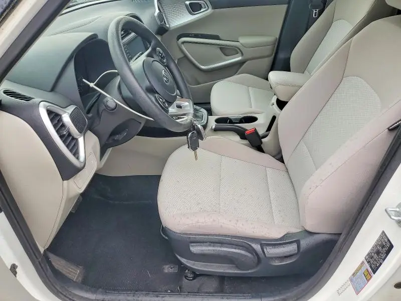 2020 KIA SOUL LX  