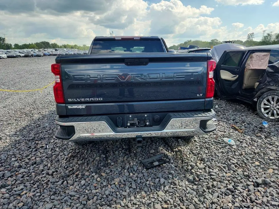 2021 CHEVROLET SILVERADO K1500 LT  